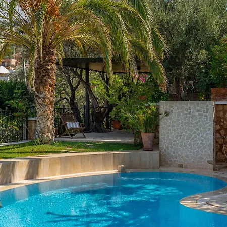 Secluded Luxury With Fabulous Sea Views Yesil Kelebek