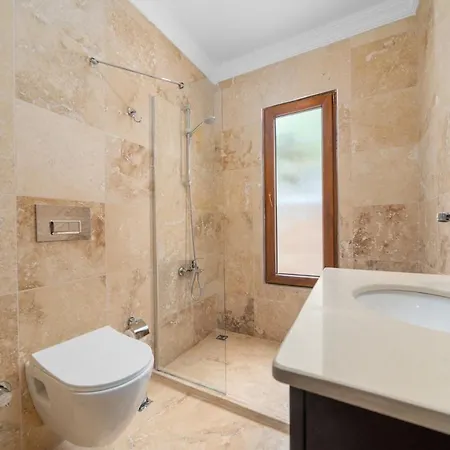 Secluded Luxury With Fabulous Sea Views Yesil Kelebek