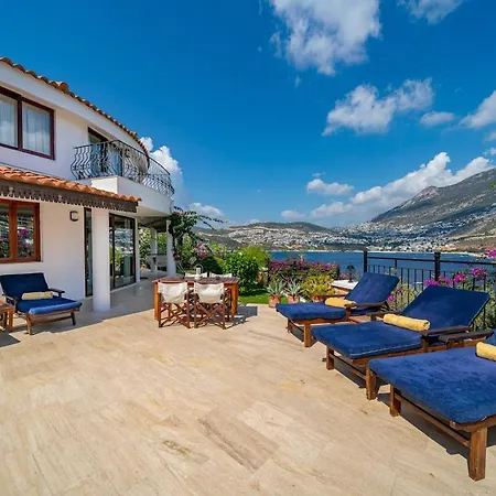 Secluded Luxury With Fabulous Sea Views Yesil Kelebek Villa *